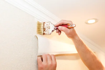 Pose de papier peint à Saint-Frichoux — revêtements muraux et toiles de verre